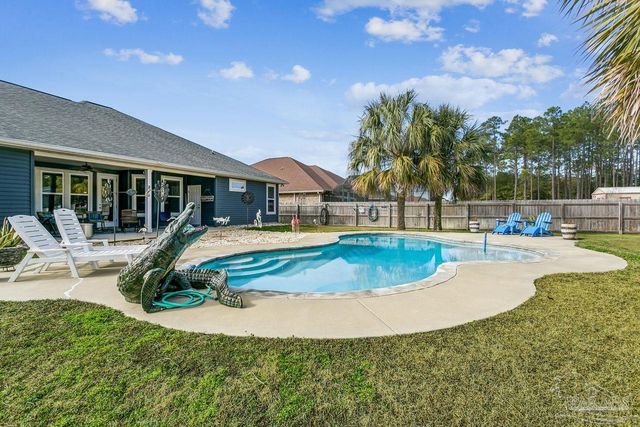 7992 Majestic Cypress Dr, Milton, FL 32583