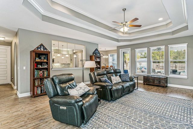 7992 Majestic Cypress Dr, Milton, FL 32583