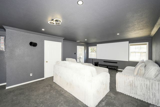 8702 Collingwood, Universal City, TX 78148