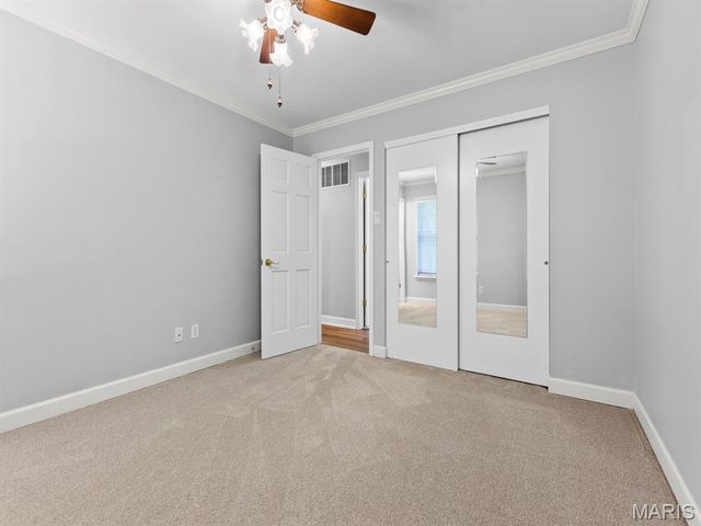 7042 Yellow Jacket Place, St Louis, MO 63129