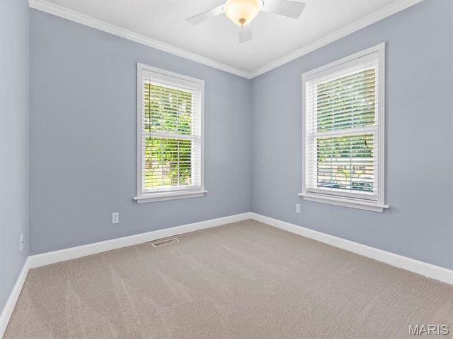 7042 Yellow Jacket Place, St Louis, MO 63129