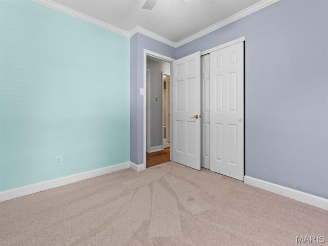 7042 Yellow Jacket Place, St Louis, MO 63129