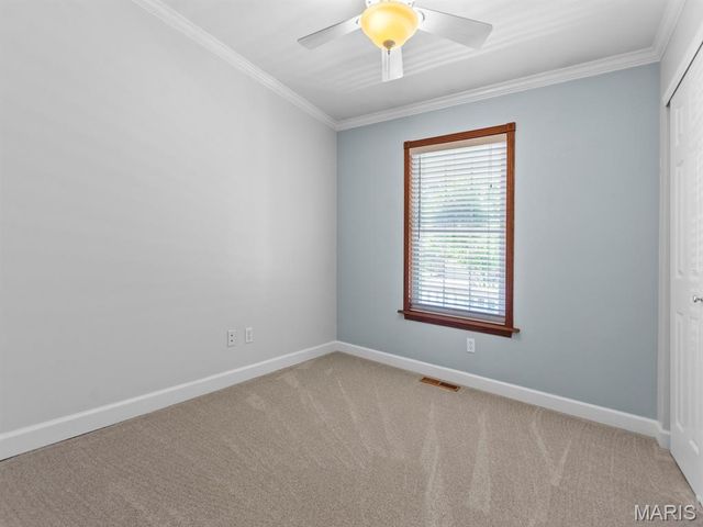 7042 Yellow Jacket Place, St Louis, MO 63129