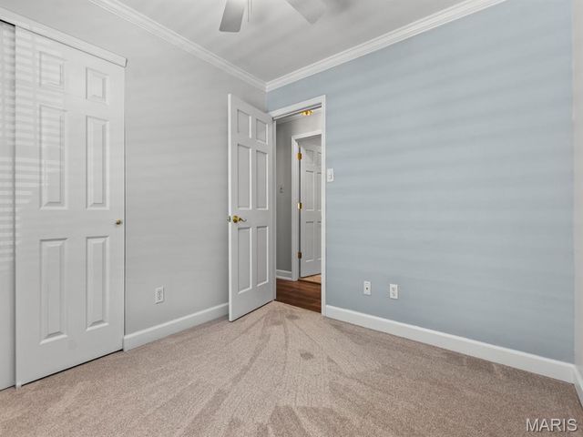 7042 Yellow Jacket Place, St Louis, MO 63129