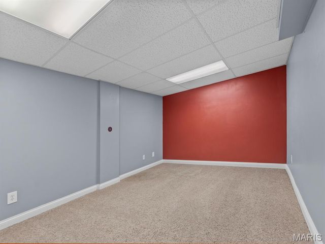 7042 Yellow Jacket Place, St Louis, MO 63129
