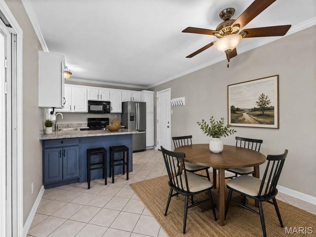 7042 Yellow Jacket Place, St Louis, MO 63129