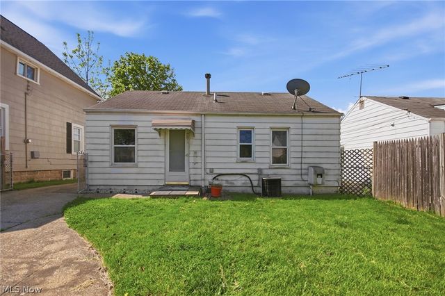 12808 Longmead Avenue, Cleveland, OH 44135