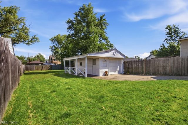 12808 Longmead Avenue, Cleveland, OH 44135