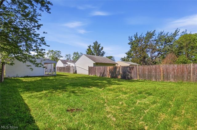 12808 Longmead Avenue, Cleveland, OH 44135