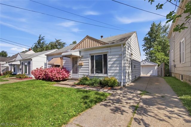 12808 Longmead Avenue, Cleveland, OH 44135