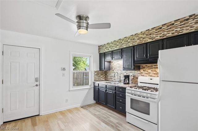 12808 Longmead Avenue, Cleveland, OH 44135