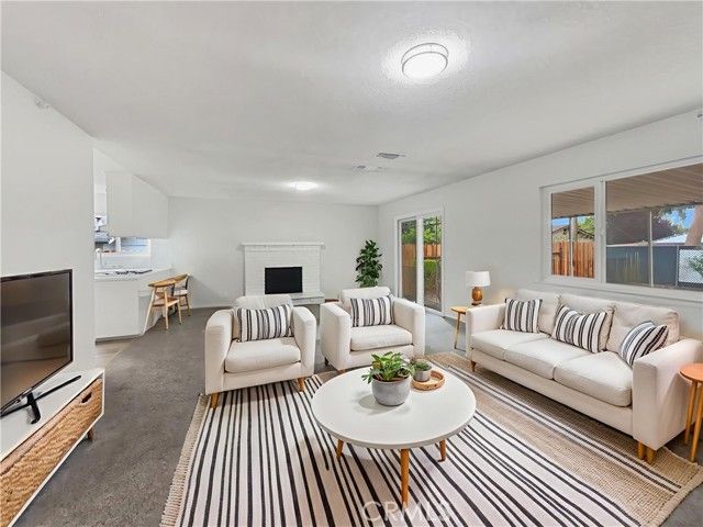 6025 Brett, Sacramento, CA 95842