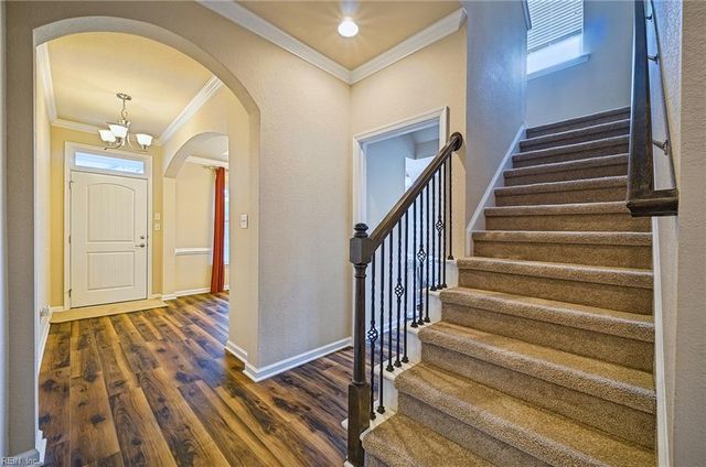 905 Rosana CT, Chesapeake, VA 23322