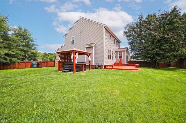 905 Rosana CT, Chesapeake, VA 23322