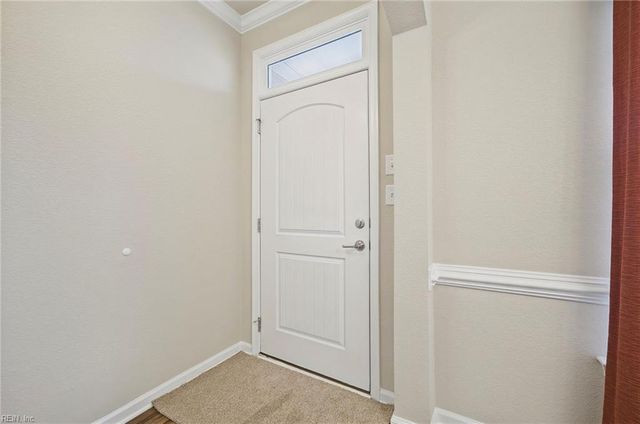 905 Rosana CT, Chesapeake, VA 23322