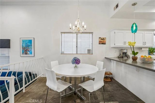 638 Rosecrans Avenue, Manhattan Beach, CA 90266