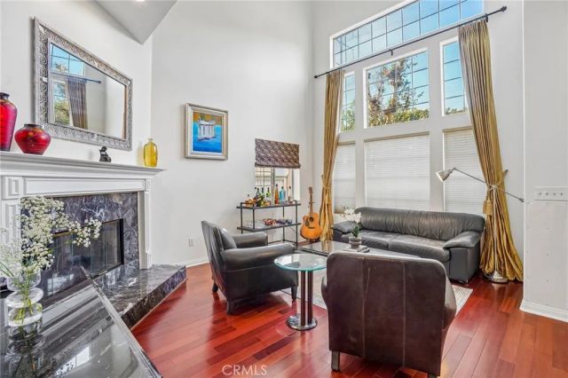 638 Rosecrans Avenue, Manhattan Beach, CA 90266