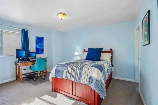 638 Rosecrans Avenue, Manhattan Beach, CA 90266
