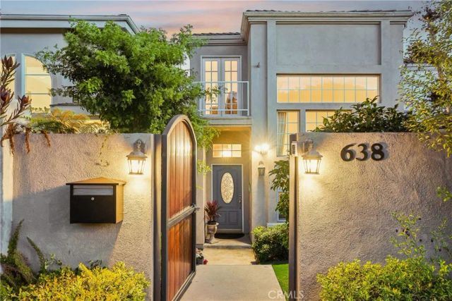 638 Rosecrans Avenue, Manhattan Beach, CA 90266