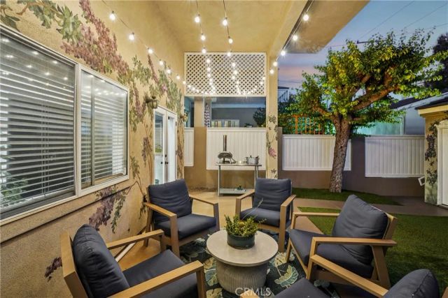 638 Rosecrans Avenue, Manhattan Beach, CA 90266