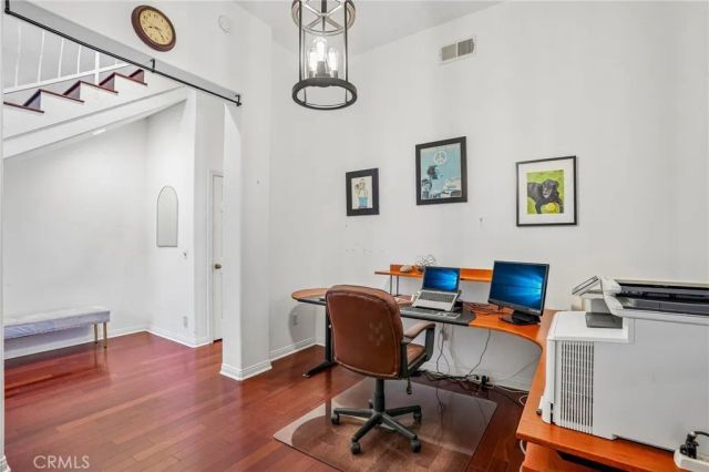 638 Rosecrans Avenue, Manhattan Beach, CA 90266
