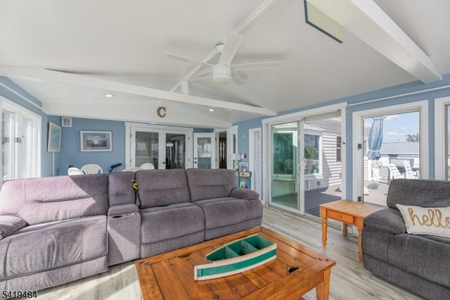 14 Vessel Rd, Ocean Twp., NJ 08758