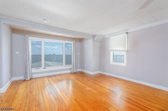 14 Vessel Rd, Ocean Twp., NJ 08758