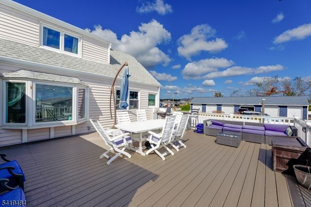 14 Vessel Rd, Ocean Twp., NJ 08758