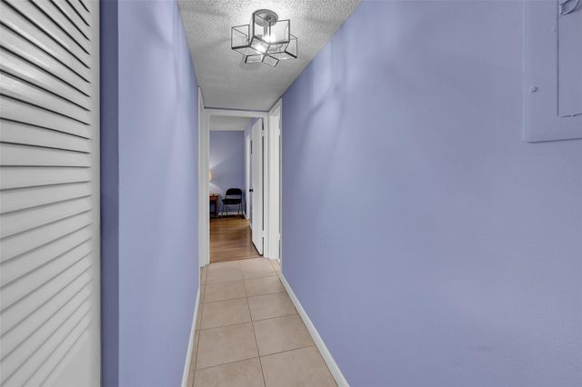 8260 SW 24th St 6112, North Lauderdale, FL 33068