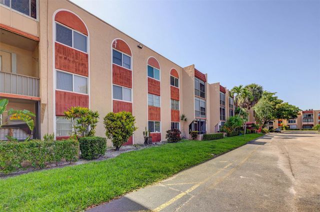 8260 SW 24th St 6112, North Lauderdale, FL 33068