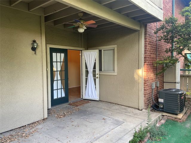 8601 Park Lane 212, Dallas, TX 75231