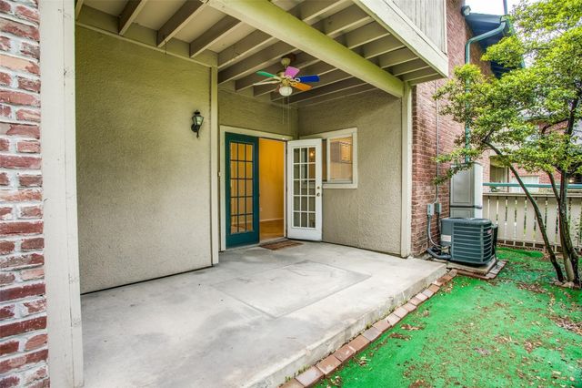 8601 Park Lane 212, Dallas, TX 75231