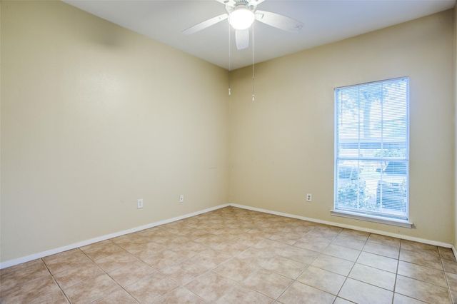 8601 Park Lane 212, Dallas, TX 75231