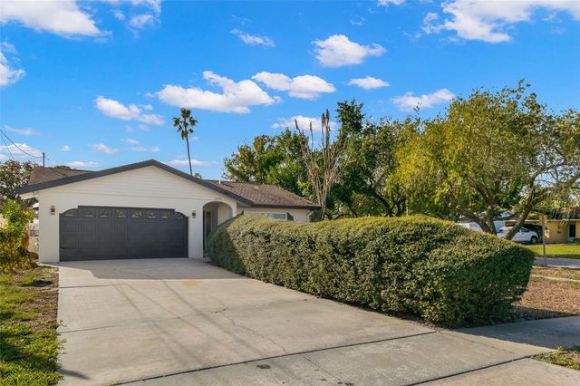 5931 DENVER STREET NE, St Petersburg, FL 33703