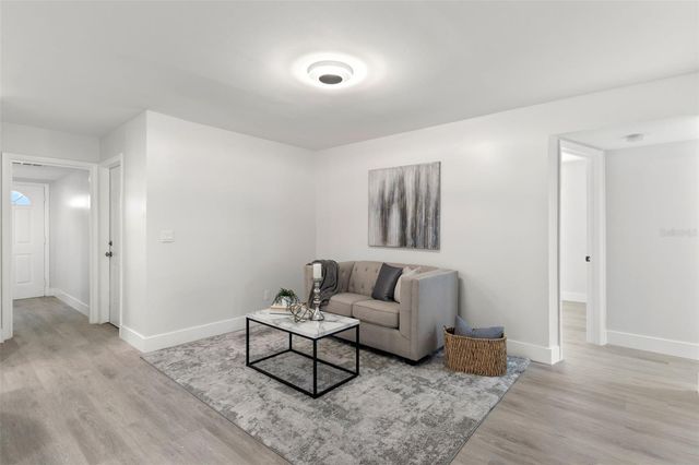 5931 DENVER STREET NE, St Petersburg, FL 33703