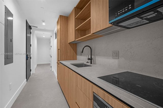 91 NW 27th Street 101, Miami, FL 33127