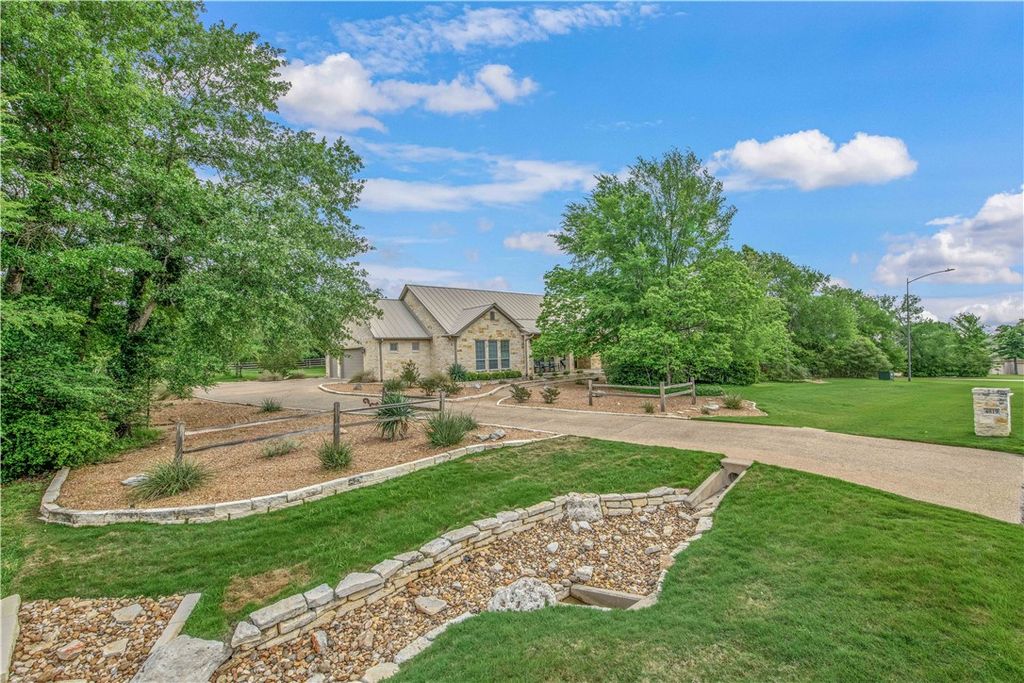 4819 Williams Creek Drive, College Station, TX 77845 — photo 2