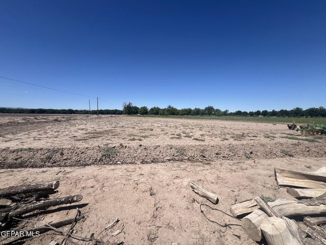 1000 NEWMAN, Fabens, TX 79838