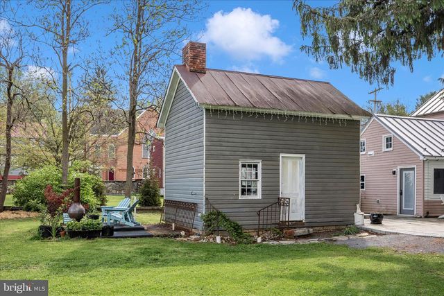 133 E MAIN ST, Sharpsburg, MD 21782