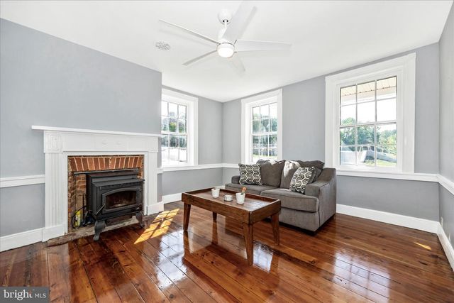 133 E MAIN ST, Sharpsburg, MD 21782