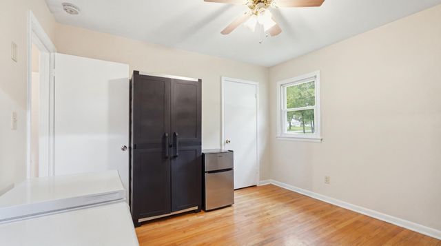 929 S Franklin St, Tullahoma, TN 37388