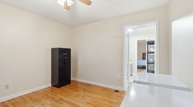 929 S Franklin St, Tullahoma, TN 37388
