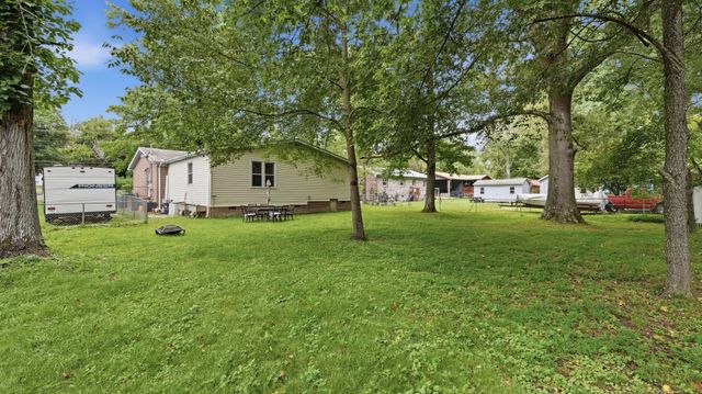 929 S Franklin St, Tullahoma, TN 37388