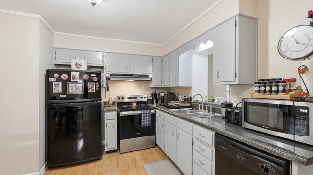 929 S Franklin St, Tullahoma, TN 37388