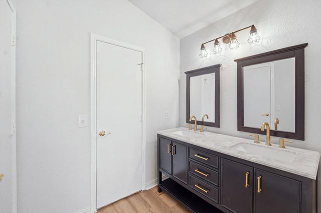 11406 Robert Wooding DR, Austin, TX 78748