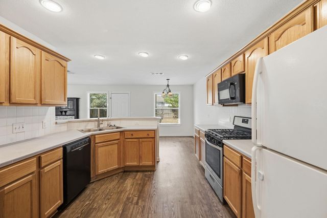 11406 Robert Wooding DR, Austin, TX 78748