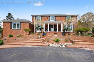 1720 Cedar Shake Drive, Bloomfield Hills, MI 48302