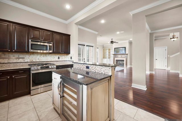 37441 Amalfi Dr, Prairieville, LA 70769