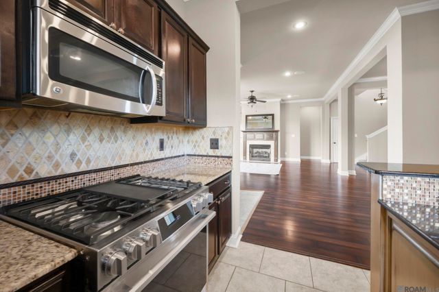 37441 Amalfi Dr, Prairieville, LA 70769