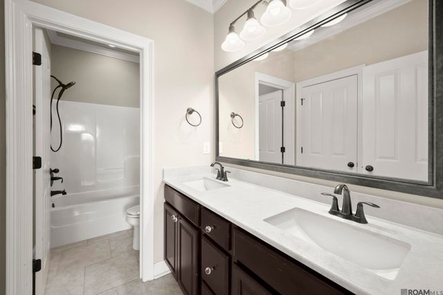 37441 Amalfi Dr, Prairieville, LA 70769